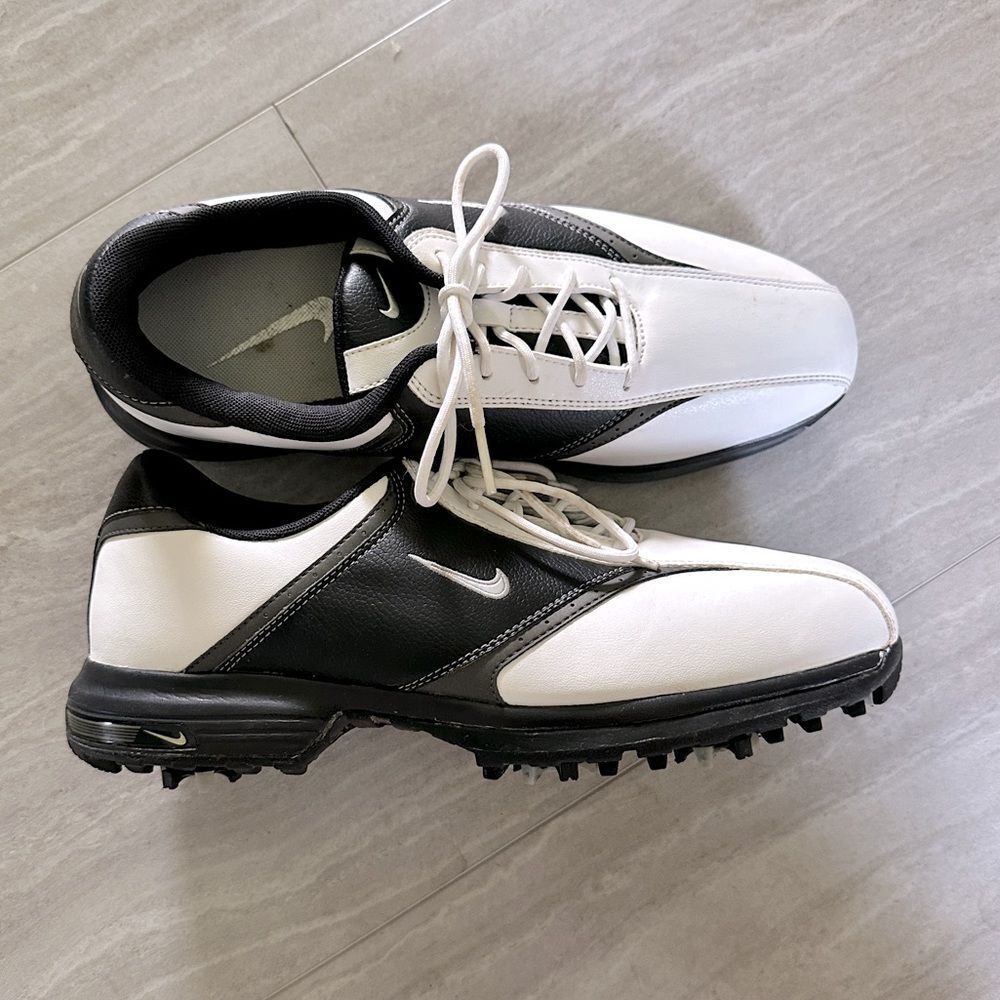 Nike Heritage Black White Spike Golf Shoes Size 8